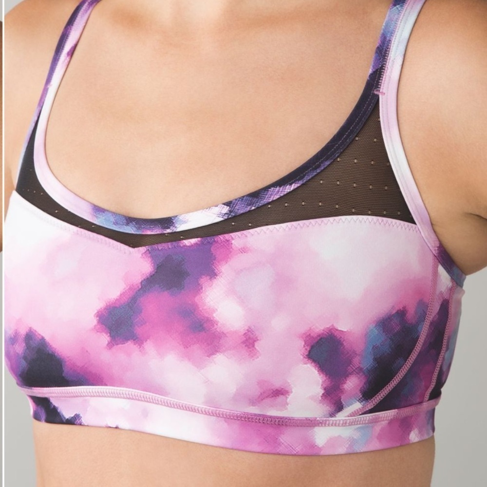 Lululemon Sweaty Endeavor Bra. Size 6 EUC